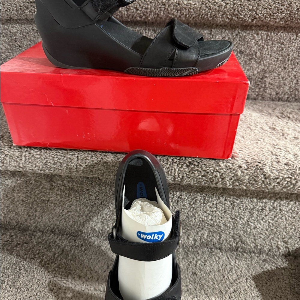 New nib wolky leather Black Women's Sandals 38 7 7.5 $120 - Picture 6 of 6